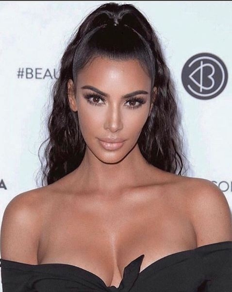 OPERISALA CIJELO LICE: Ovo je Kim Kardašijan sa 14 godina!