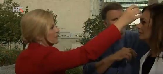 Kolinda zna kako da raspali društvene mreže: Namještala kosu novinarki HRT-a