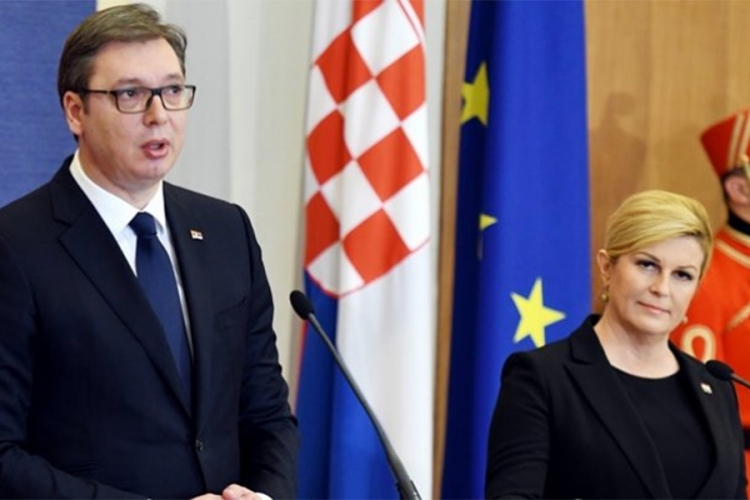 Grabar-Kitarović Vučiću: U Kninu se vijorila i vijoriće se zastava Hrvatske