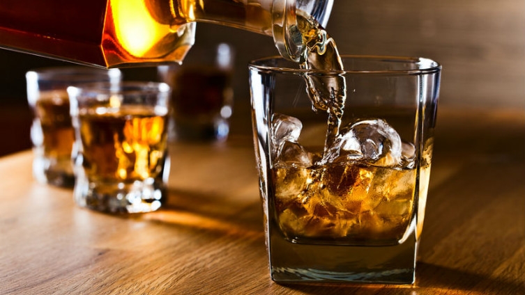 Čeh slomio nogu berući pečurke, izmjerili mu 8,83 promila alkohola u krvi
