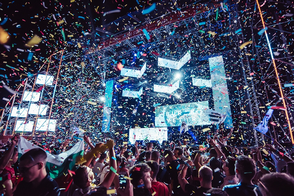Zvijezde Sea Dance festivala oduševila publika i “scenografija od milion dolara”!