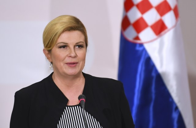 Grabar-Kitarović: Decenijama Hrvati nijesu smjeli reći svoje porijeklo