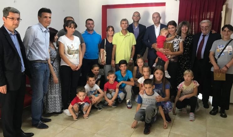 Crnogorac koji živi na Havajima nije zaboravio svoje: Poslao 30.000 eura familijama s Cetinja