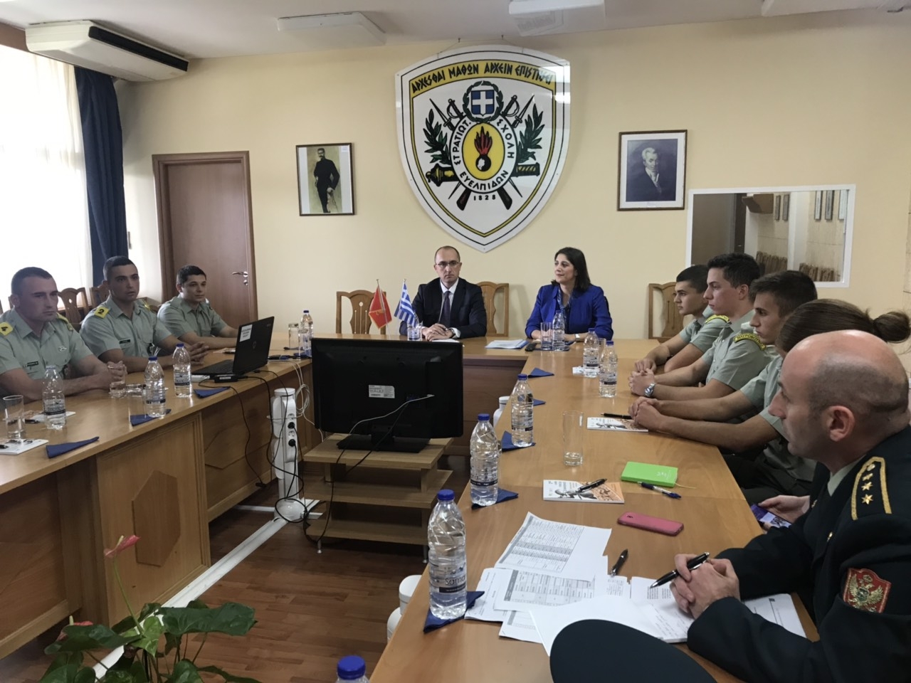 Na vojnim akademijama u Atini studira 15 crnogorskih kadeta