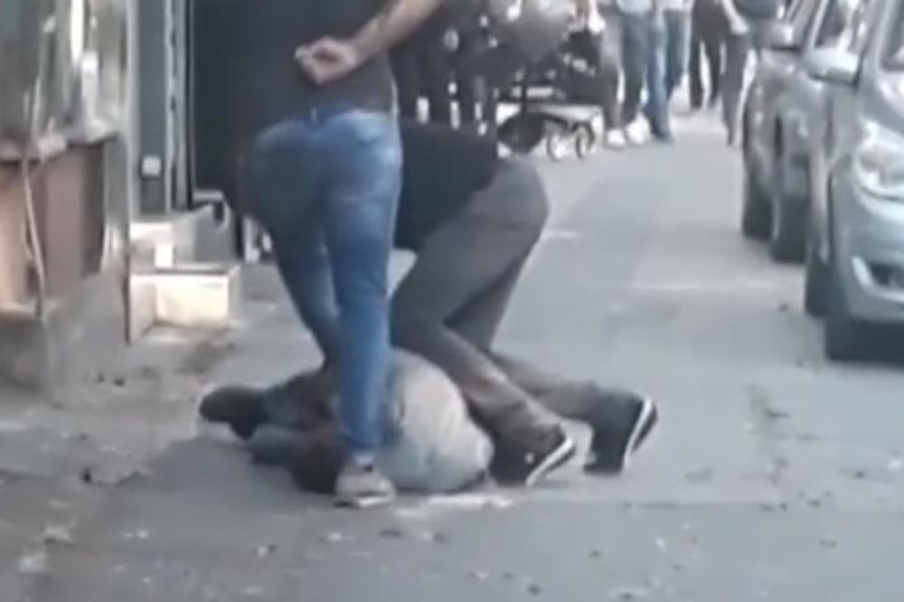 VIDEO – Građansko hapšenje na ulici: Mladići savladali lopova koji je htio da ukrade mercedes