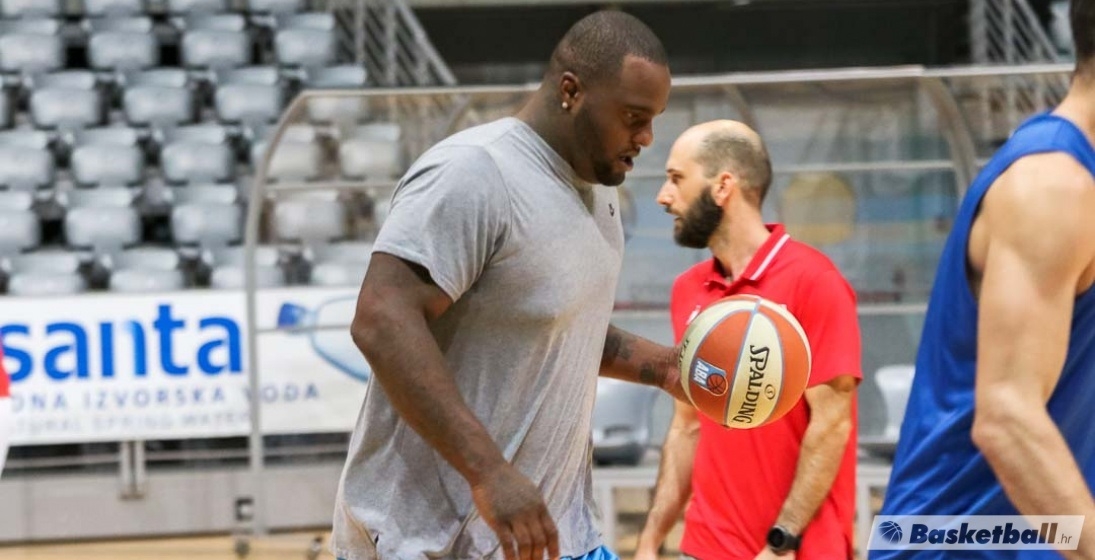„Big Baby” napustio Zadar: Ne mogu sa trenerom koji naziva igrače g…., k…… sinovi