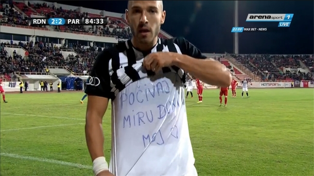 VIDEO – Poruka koja slama srca: Fudbaler Partizana gol posvetio malom Dušanu