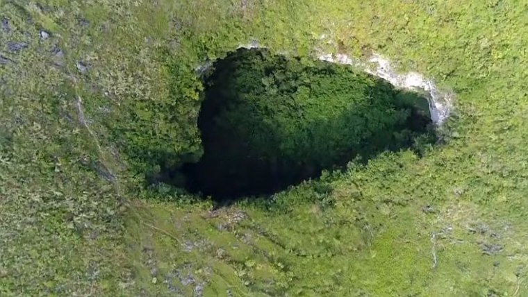 VIDEO – Do sada niko nije smio da uđe: Konačno otkriveno šta se krije u rupi
