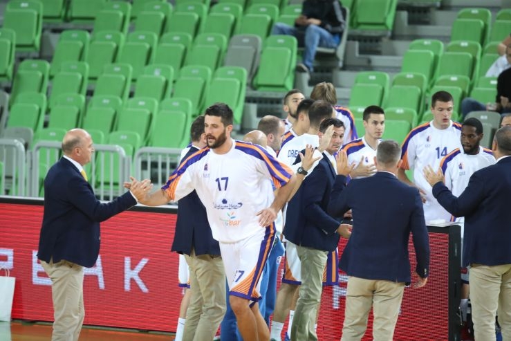 Provozali Fiat usred Torina: Velika pobjeda Mornara!