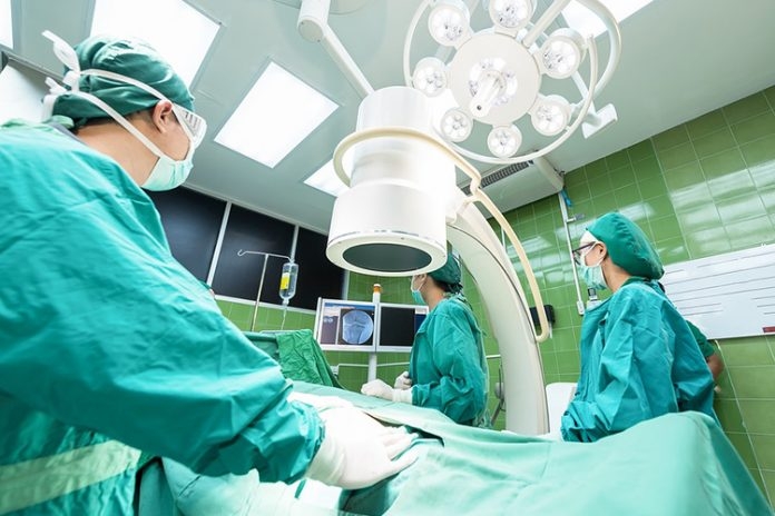 Ljekari u Banjaluci odstranili tumor materice težak 30 kilograma