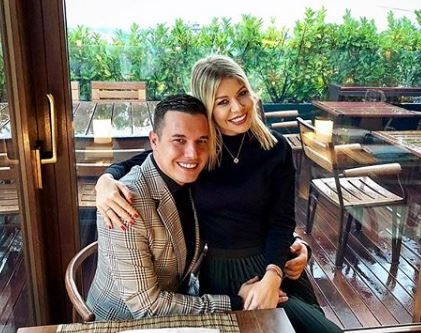 Vjeridba ispred Hrama Svetog Save: Danijela Karić se udaje za poznatog plesača
