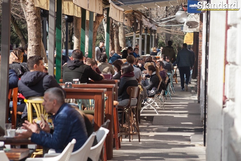 Prepali se da neće imati gdje da troše pare? Crnogorce potresla vijest da Albanci zatvaraju AMA BAŠ SVAKU kladionicu