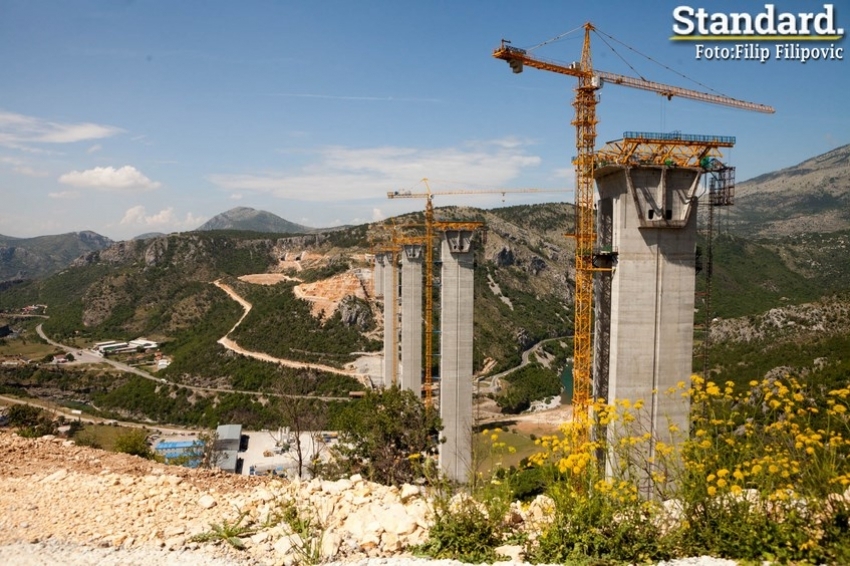 Počelo izlivanje rasponske konstrukcije mosta Moračica