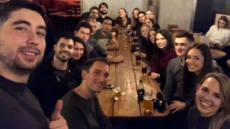 Crnogorci, Srbi, Hrvati i Bosanci iz kafića u Berlinu poslali poruku Balkanu