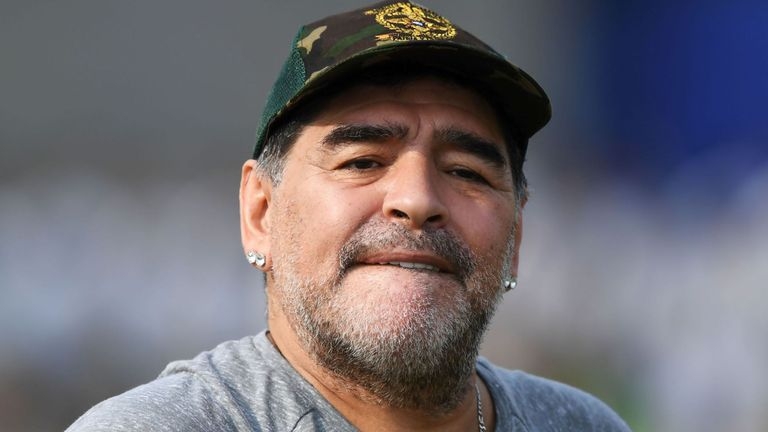 Maradona: Mesi je trebalo da nas otjera sve u k…., selektor je kreten