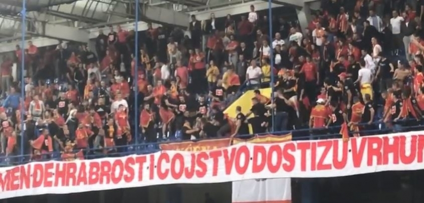 Došli su na našu tribinu i provocirali “Mi smo Srbi” uz tri prsta: Oglasili se navijači Crne Gore o tuči na sinoćnjem meču
