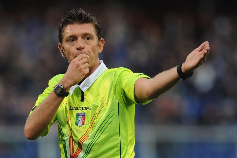ON ĆE SUDITI NA MEČU CRNE GORE i SRBIJE: Čuveni italijanski arbitar koji voli da dijeli kartone