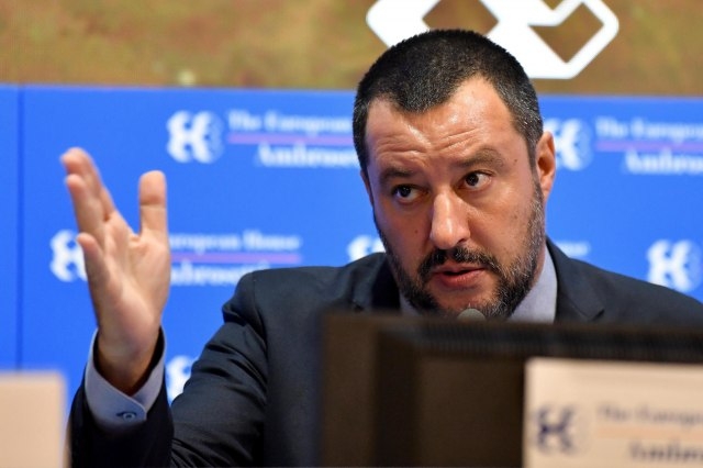 Salvini “udario” na EU: Zatvaramo aerodrome, nećemo…