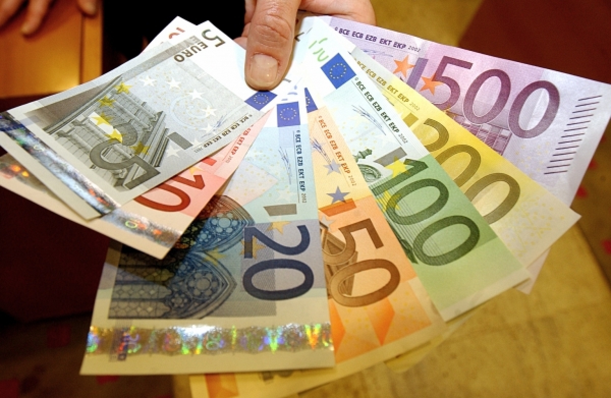 Plata na svakih 15 dana: Šta o tome misle poslodavci i sindikalci