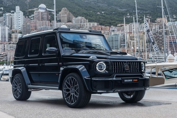 BRABUS 700 WIDESTAR JE SVE SEM SUPTILAN