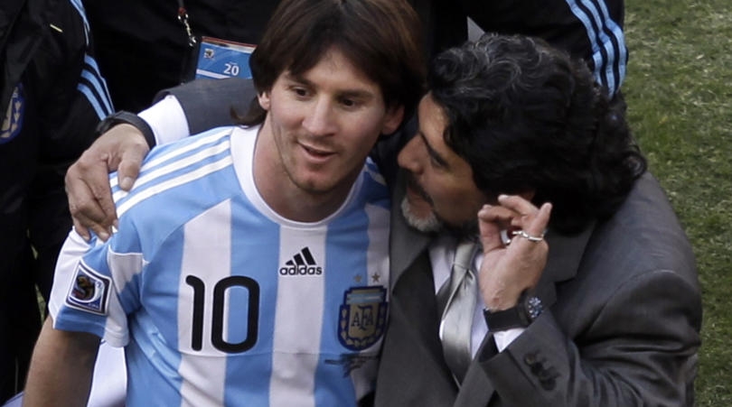 Maradona: Volio bih da ih Mesi sve od**be i penzioniše se