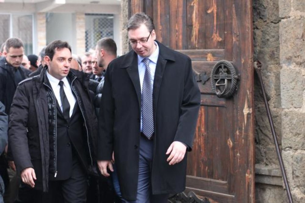 Da li Vulin govori ono što Vučić ne smije? Janjić: Retorika srpskih političara vodi državu u izolaciju