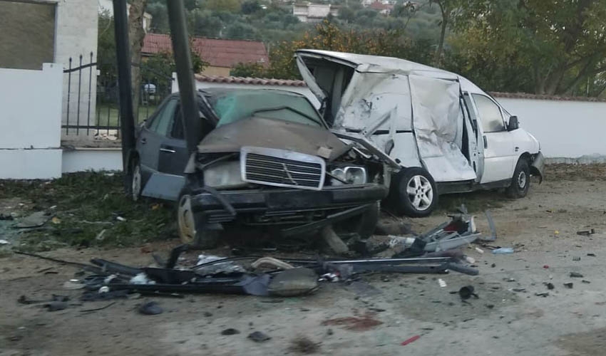 Udario u bilbord: U udesu teško povrijeđen mladić iz Bara