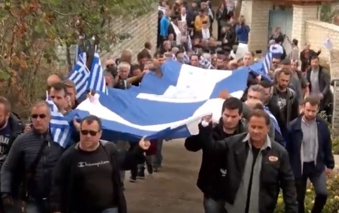 Albanska policija ubila Grka, pa 52 grčka državljanina koja su mu došla na sahranu, proglasila za nepoželjne