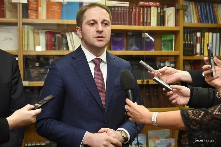Šehović negirao političku diskriminaciju prilikom izbora direktora podgoričkog vrtića: Protiv Mijovićeve čitav kolektiv