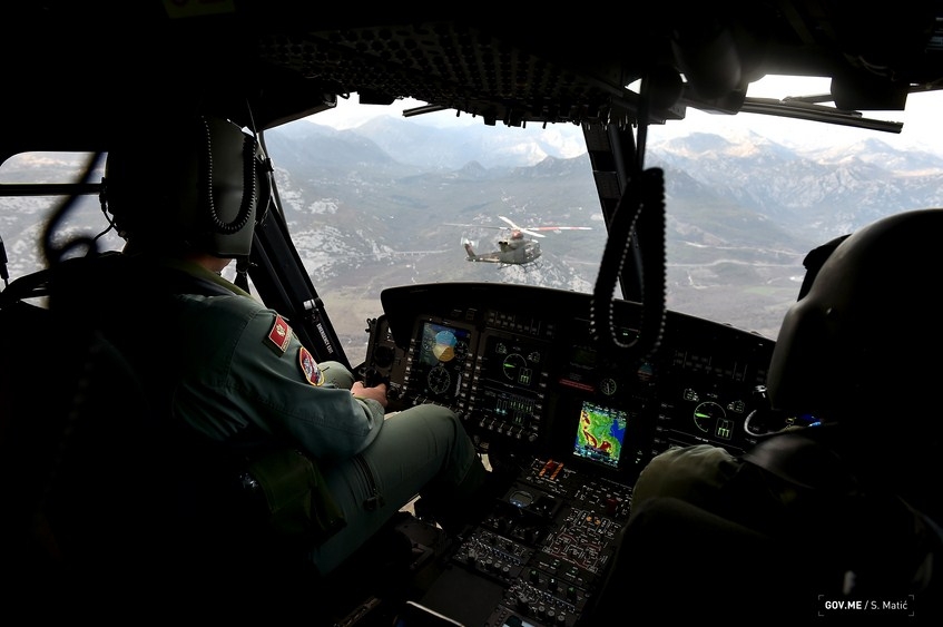 VIDEO – Podgorica, Skadarsko jezero, vjetrenjače…: Pogledajte ljepote Crne Gore iz vojnog helikoptera