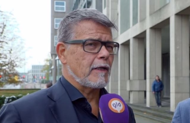 Želi da promijeni godište jer “transrodni ljudi mogu da mijenjaju pol”