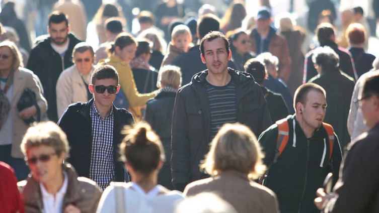 Šta o ljudima govori visina: Ko duže živi, jesu li niži muškarci bolji muževi?