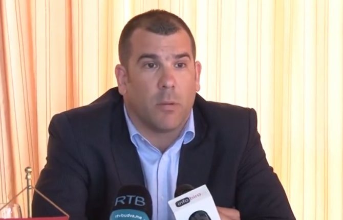 Oglasio se Krapović: Nijesam predstavljao ni partiju, ni Budvu, već sebe lično