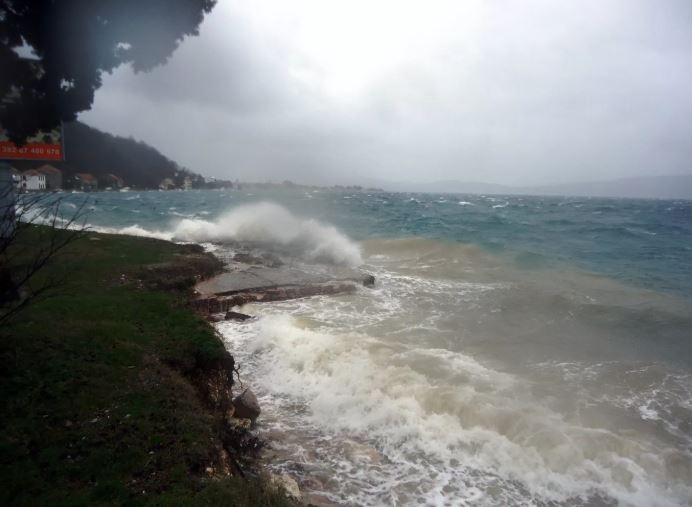 Nasukao se kod ostrva Sveti Marko: Spašen drveni jedrenjak ”Sveti Stefan”
