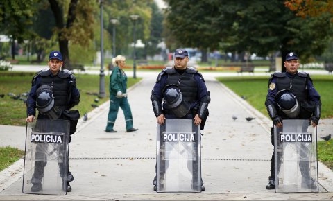 Racija u Beogradu: 20 navijača Partizana privedeno