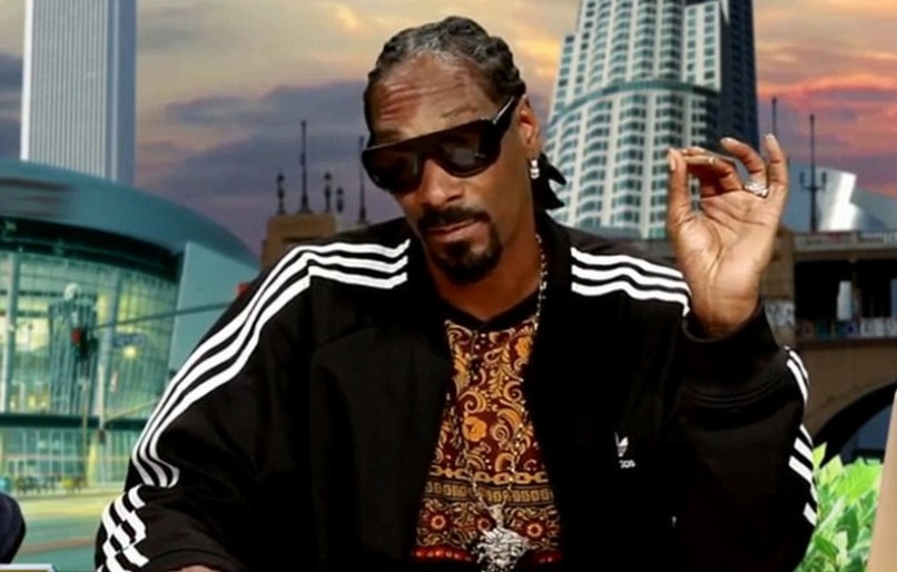 Snoop Dogg pripalio džoint ispred Bijele kuće, pa isprozivao Trampa