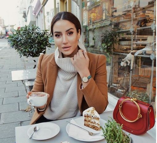 Tamara je RADILA u APOTECI, danas ima najskuplju kolekciju tašni i živi LUKSUZAN ŽIVOT, evo i kako…