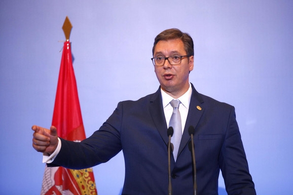 Vučić: Paljenje srpske robe najgora vrsta nacizma, i kiseonik za bolnicu su zaustavili