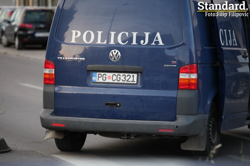 Državljanin Srbije u vozu prenosio 960 grama marihuane: Vujačiću osam mjeseci zatvora