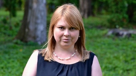Umrla ukrajinska aktivistkinja koja je napadnuta kisjelinom: Više stotina ljudi protestovalo u Kijevu