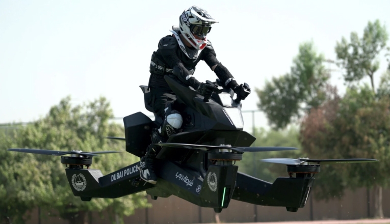 Policija u Dubaiju dobija leteće motocikle