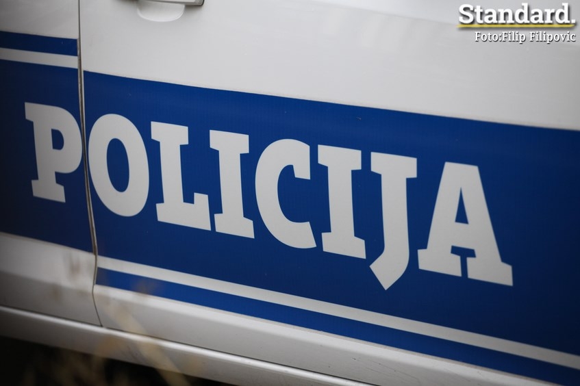 OBDUKCIJA OTKRILA: Čovjeku otkazalo srce na zadnjem sjedištu “Reno clia” u Donjoj Gorici
