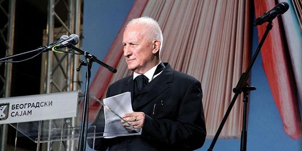 SANU “ogorčena” što Bećković ne može u CG: “Čeka ih težak posao zaustavljanja stihova na granici”