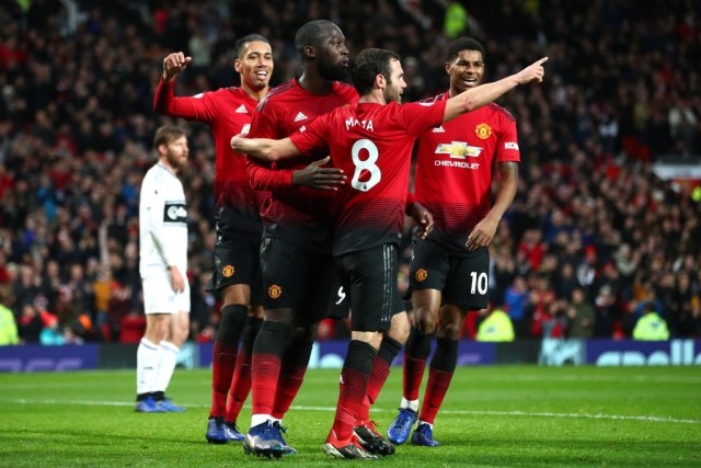 Junajted ubjedljiv, Arsenal se izvukao