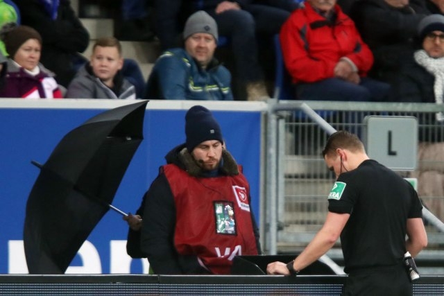 Greške sudija preskupe – VAR u Ligi šampiona od osmine finala