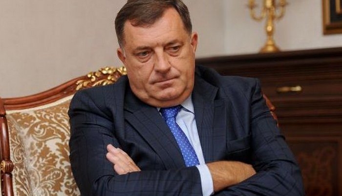 Dodik: “Milo ne treba da se petlja i drži predavanja Srbiji”