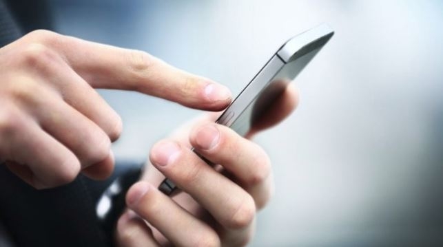Kubanci dobijaju internet na mobilnim telefonima