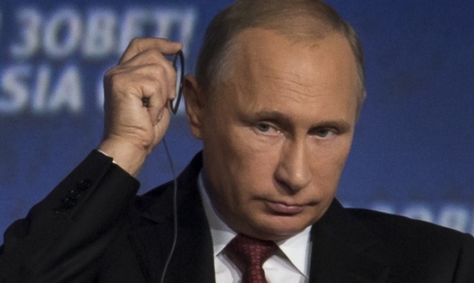 Zašto Putin ne koristi smartfon