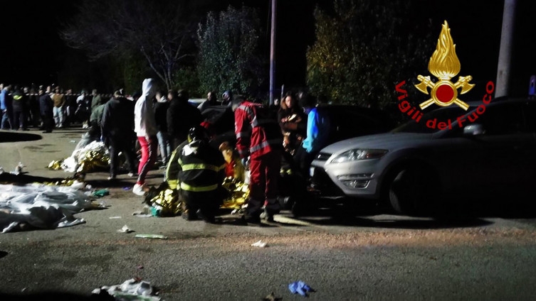 Šest osoba stradalo, a 120 povrijeđeno u stampedu u klubu u Italiji: Među mrtvima i djeca
