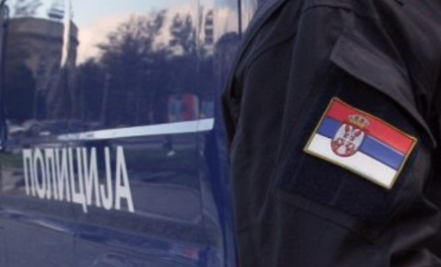 Muškarac pronađen krvav u snijegu u Beogradu: Pretukli ga i izrešetali, pa ga izbacili iz automobila u blizini Hitne pomoći